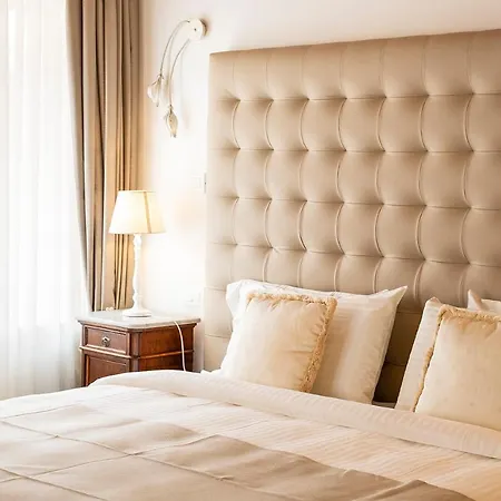 Rosenhof 1893 Hotel Gardone Riviera