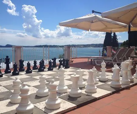 Rosenhof 1893 3* Gardone Riviera