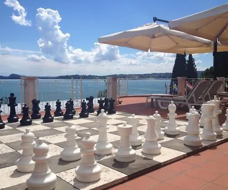 Rosenhof 1893 3* Gardone Riviera