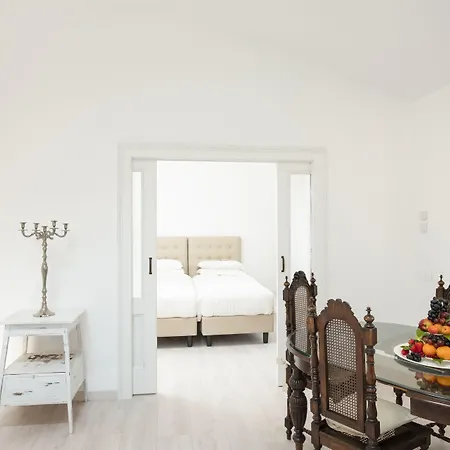 Rosenhof 1893 Hotell 3*