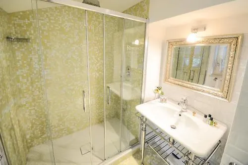 Rosenhof 1893 Hotel 3*